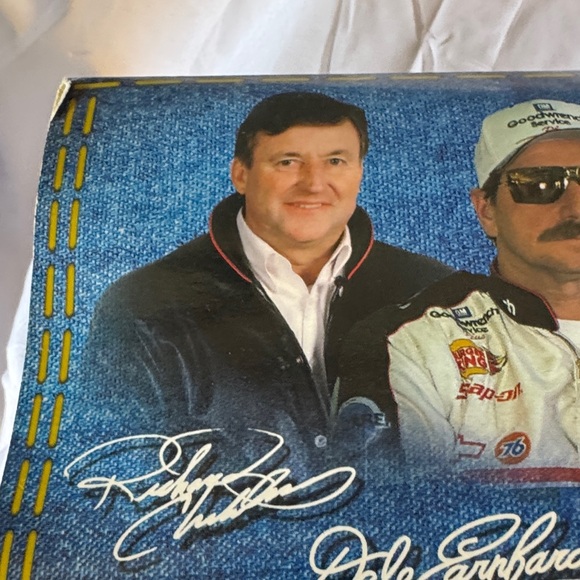 LIMITED ADDITION Wrangler Jeans Blue and Yellow NASCAR 1999 - Picture 4 of 12